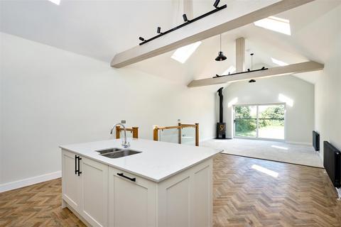 4 bedroom barn conversion for sale, The Green, North Walsham NR28