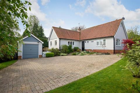 3 bedroom detached bungalow for sale, Angel Row, Fressingfield IP21