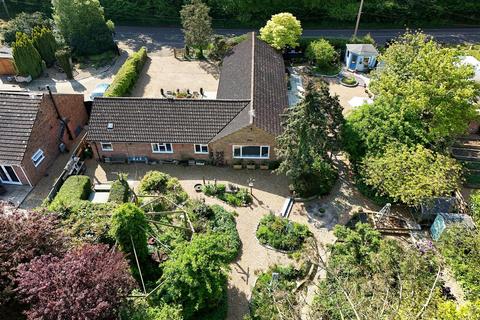 4 bedroom detached bungalow for sale, Harleston IP20