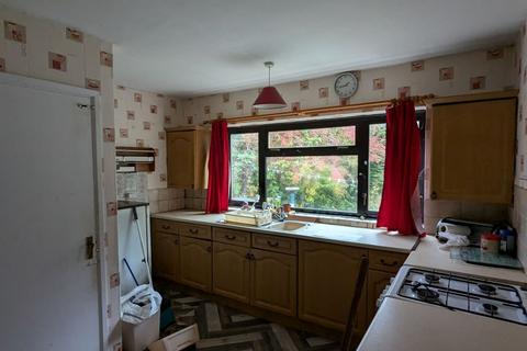 2 bedroom semi-detached house for sale, 5 Hilton Road, Lanesfield, Wolverhampton, WV4 6DT