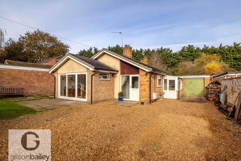 3 bedroom detached bungalow for sale, North Street, Norwich NR13