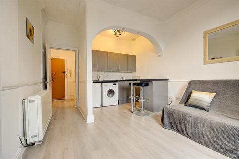 1 bedroom apartment for sale, Marlborough Road, Sale