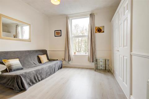 1 bedroom apartment for sale, Marlborough Road, Sale