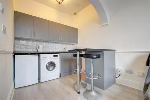 1 bedroom apartment for sale, Marlborough Road, Sale