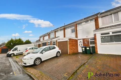 3 bedroom terraced house to rent, Boswell Drive, Walsgrave, Coventry, West Midlands, CV2