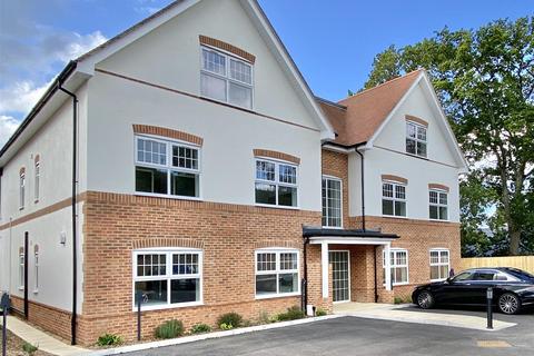 Fairway View Close, Ferndown BH22