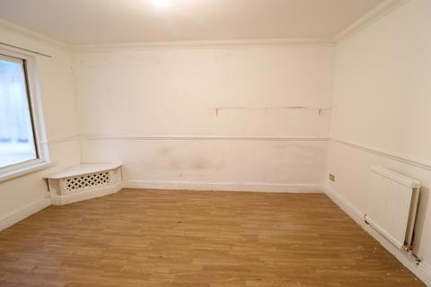 3 bedroom terraced house for sale, Montsale, Pitsea, Basildon, Essex, SS13