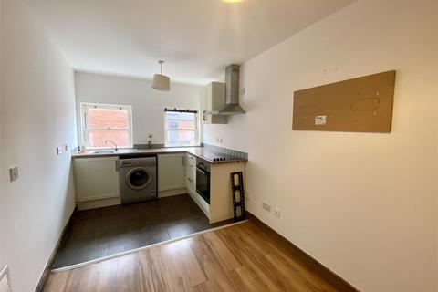 1 bedroom flat to rent, Market Place, Uttoxeter ST14