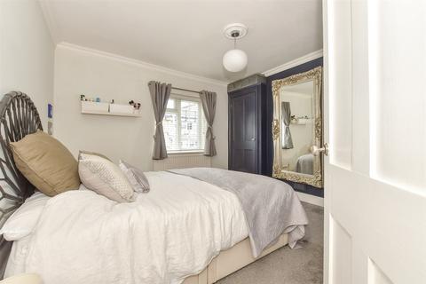 2 bedroom terraced house for sale, Ray Lodge Road, Woodford Green, Essex