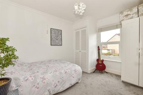 31 Ray Lodge Road, Woodford Green, IG8 7NX