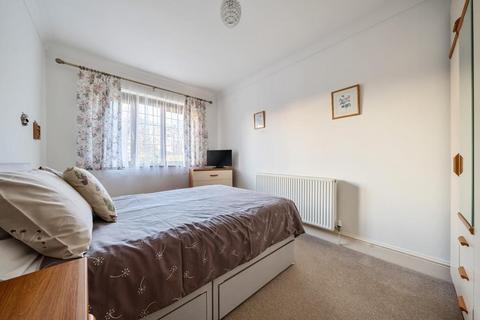 2 bedroom cottage for sale, Carterton,  Oxfordshire,  OX18