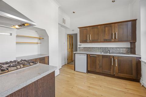 2 bedroom apartment to rent, Honeybourne Road, West Hampstead NW6