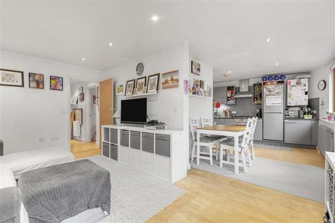 2 bedroom maisonette for sale, 1A Northcote Avenue, London W5