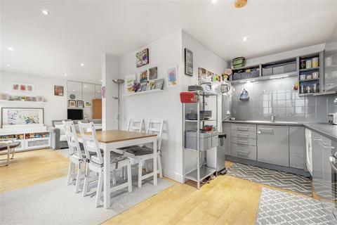 2 bedroom maisonette for sale, 1A Northcote Avenue, London W5