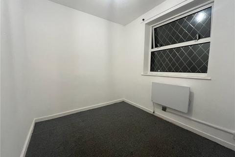 4 bedroom end of terrace house to rent, Crockford Park Road, Surrey KT15