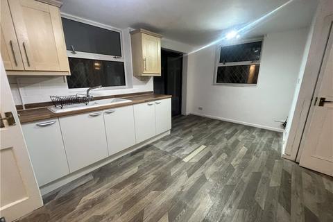 4 bedroom end of terrace house to rent, Crockford Park Road, Surrey KT15