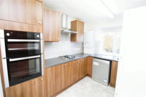 2 bedroom apartment to rent, Tavistock Road, Croydon, CR0