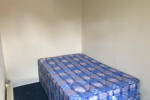 1 bedroom apartment to rent, North Road, Bristol BS6