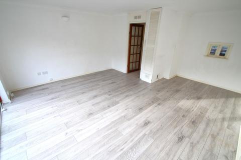 3 bedroom terraced house for sale, The Pines, Woodford Green