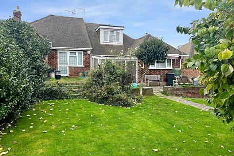 7 bedroom bungalow for sale, Chilton Drive, Higham, Rochester, Kent, ME3