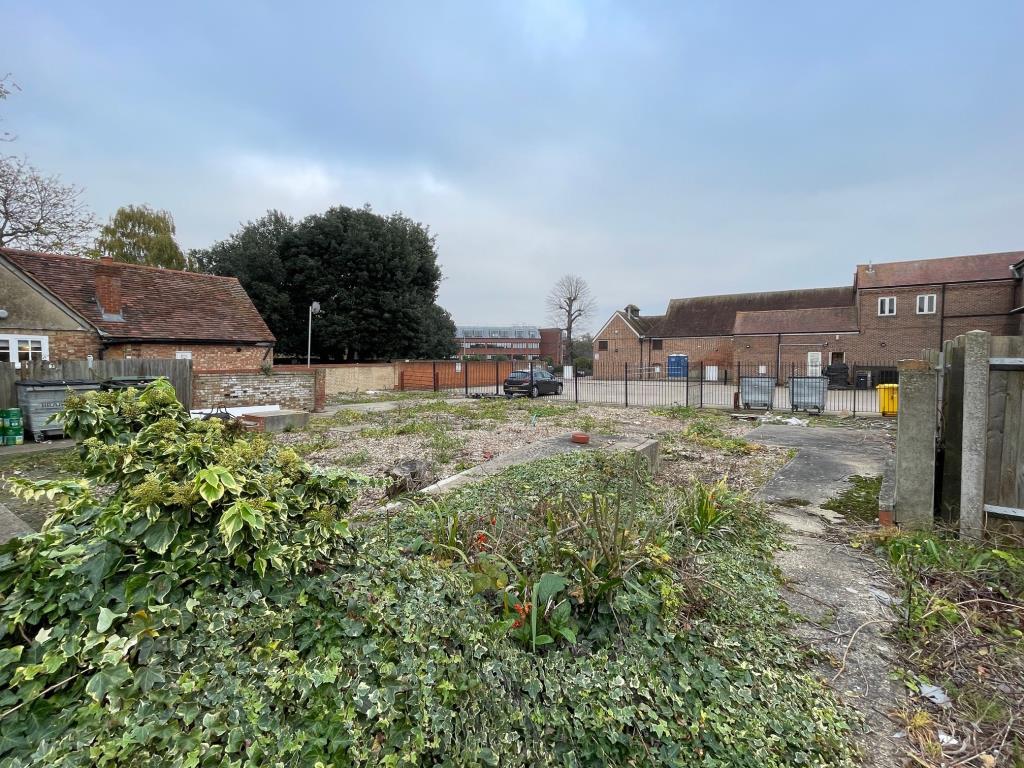 Land to the rear of 9 Newland Street currently let