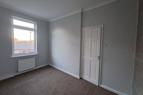 2 bedroom terraced house to rent, Ferryhill  DL17