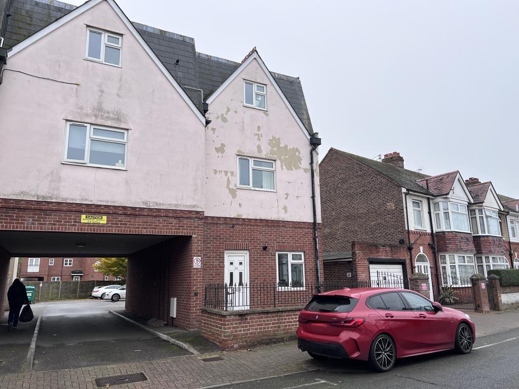 Front shot of ground floor maisonette