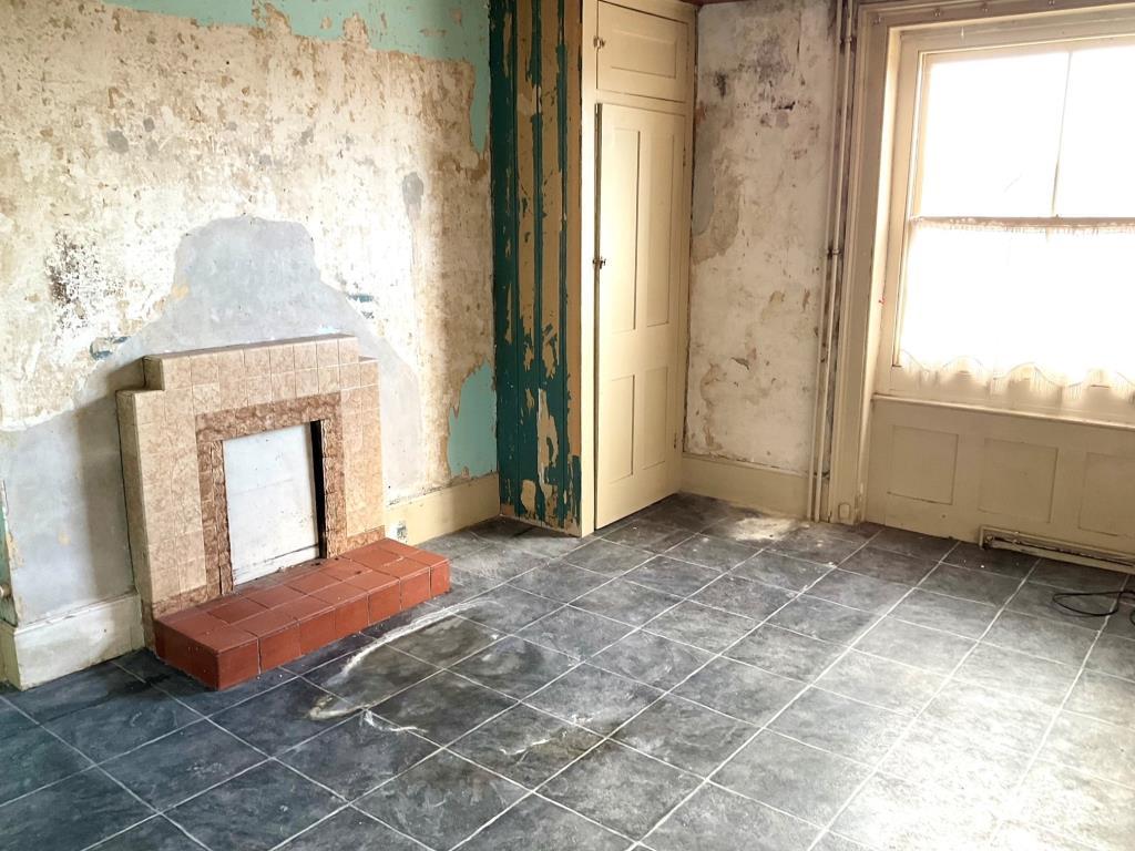 Flat - bedroom 1