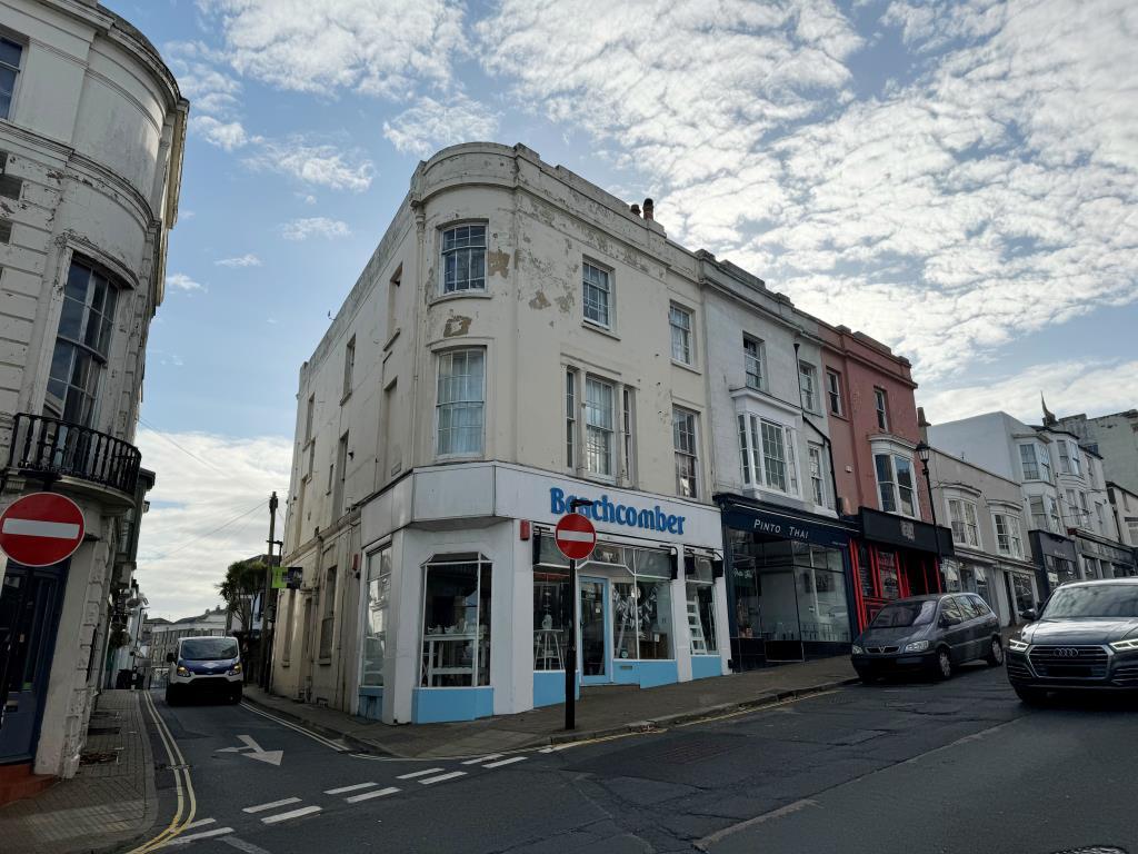 Corner building with commercial unit on ground flo