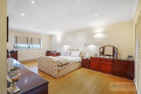 4 bedroom apartment for sale, Spencer Close, Finchley N3