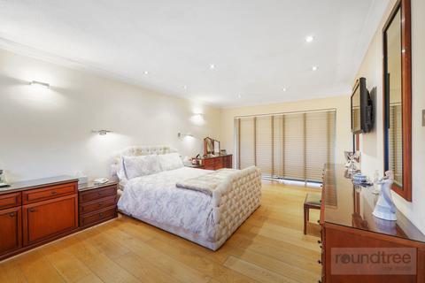 4 bedroom apartment for sale, Spencer Close, Finchley N3