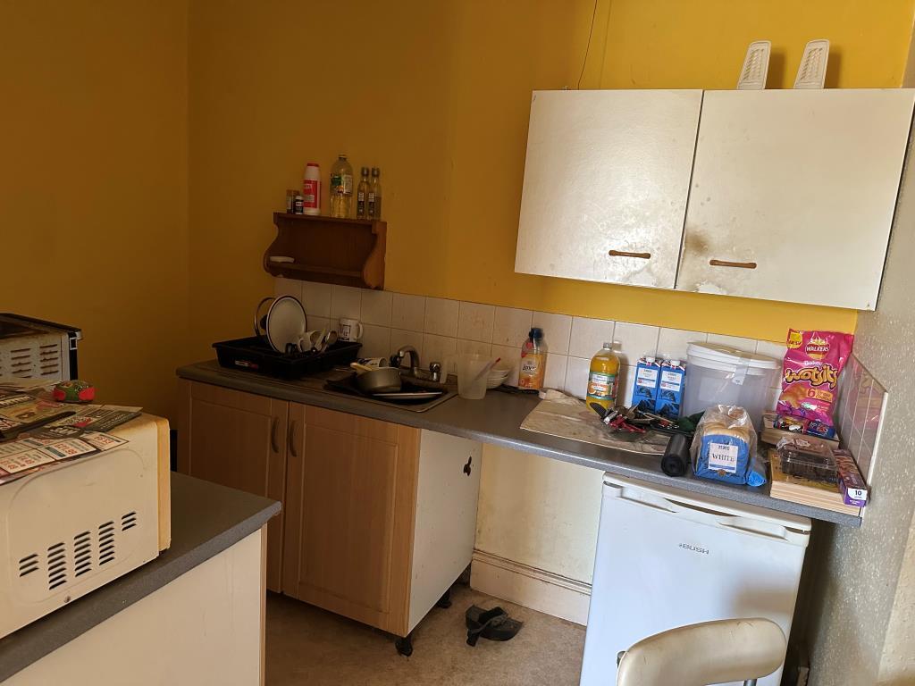 Flat F - Kitchen