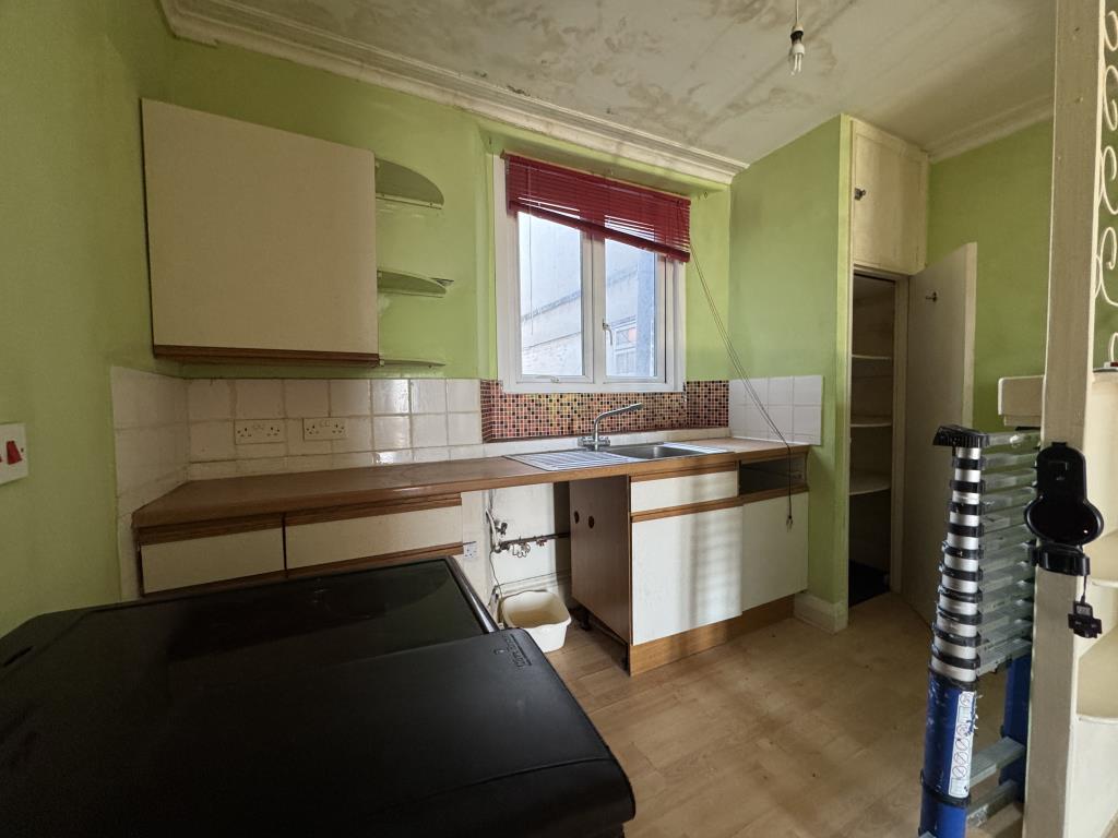 Kitchen Area to Flat A