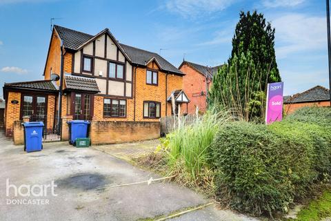 39 Heaton Gardens, Edlington, Doncaster, DN12 1SY