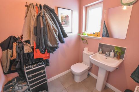 2 bedroom end of terrace house for sale, 13 Barony Crescent, Inverness