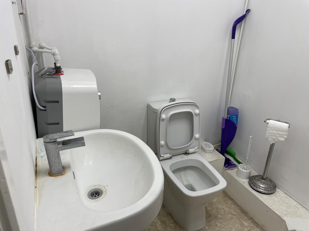 Cloakroom with WC