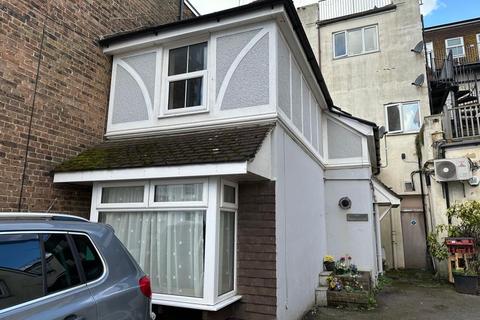 The Coach House Eversley Road, Bexhill-on-sea, TN40 1HE