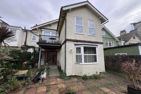 Guest house for sale, Jubilee Guest House, 5 Gloucester Road, Bognor Regis, West Sussex