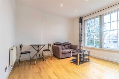 2 bedroom flat to rent, The Highway, London E1W