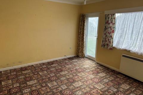 1 bedroom flat for sale, 1 Fairmead Close, Lake, Sandown, Isle Of Wight