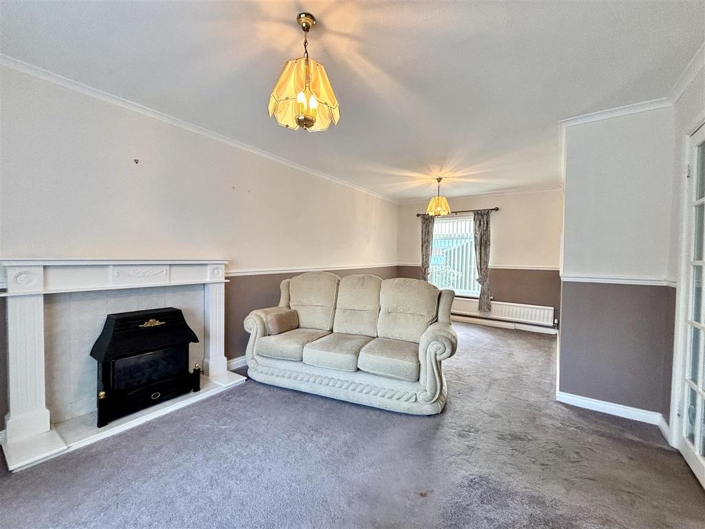 Open Plan Living and Dining Room