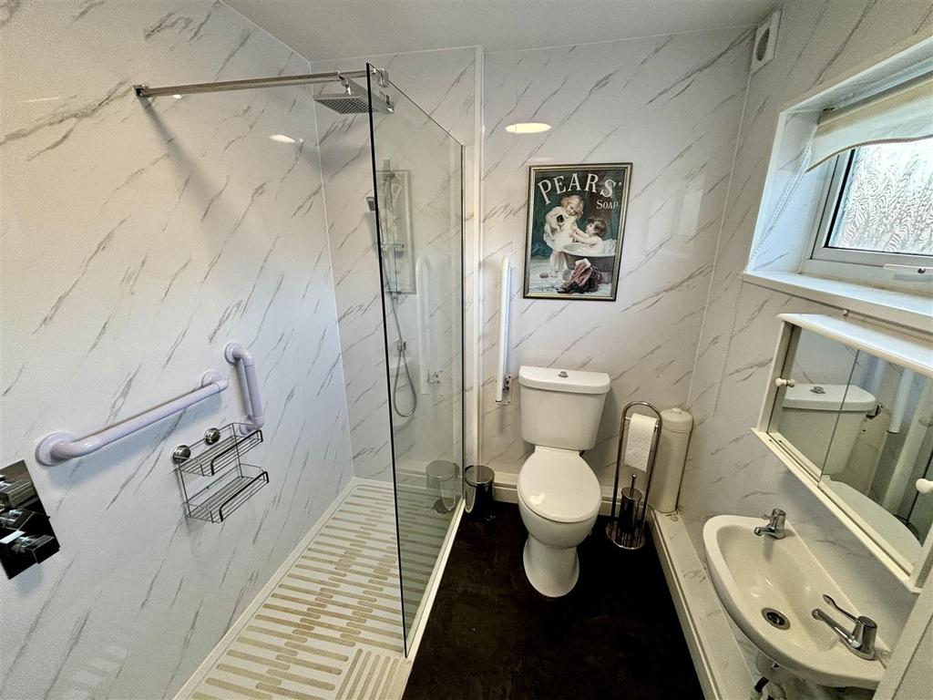 Shower Room/WC