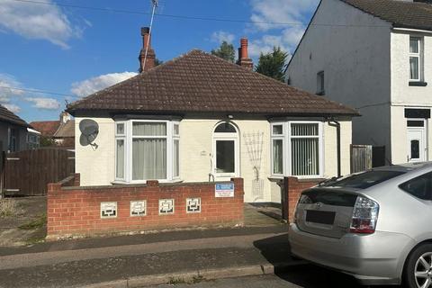 2 bedroom detached bungalow for sale, 47 Carlton Avenue, Gillingham, Kent