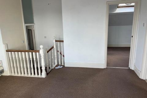 1 bedroom flat for sale, Top Floor Flat, 9 Chatsworth Road, Brighton