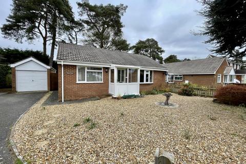 2 bedroom bungalow for sale, 8 Merryfield Close, Bransgore, Christchurch, Dorset