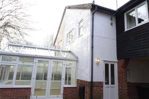 2 bedroom house to rent, The Maltings, Dunmow, CM6