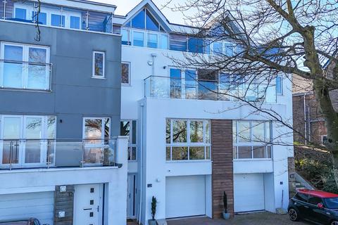 4, Copper Beech Nore Road, Portishead, Bristol, BS20 7QP