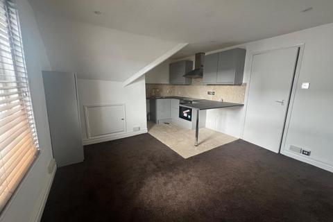 1 bedroom flat for sale, Flat 3, 830 Christchurch Road, Bournemouth