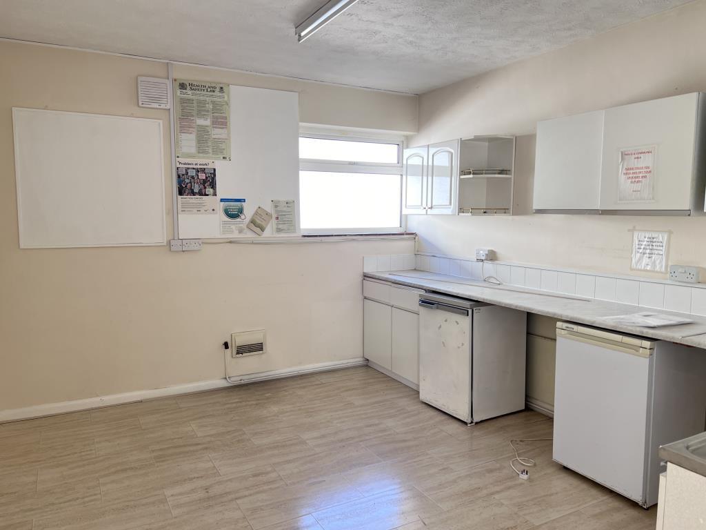 Ground floor kitchen with fitted units