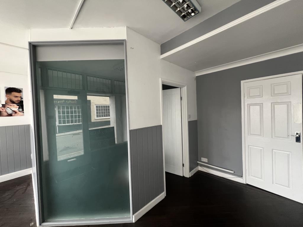 Further internal view of the treatment room